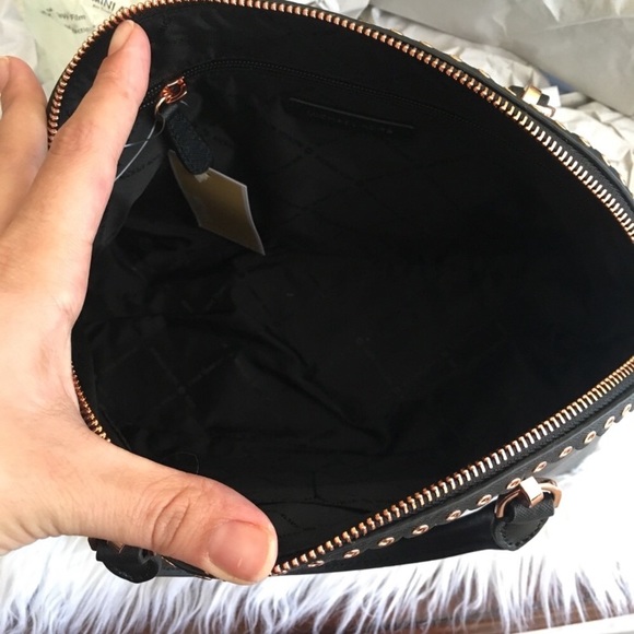 Last one❗️Michael Kors Large Emmy Satchel - Picture 6 of 7